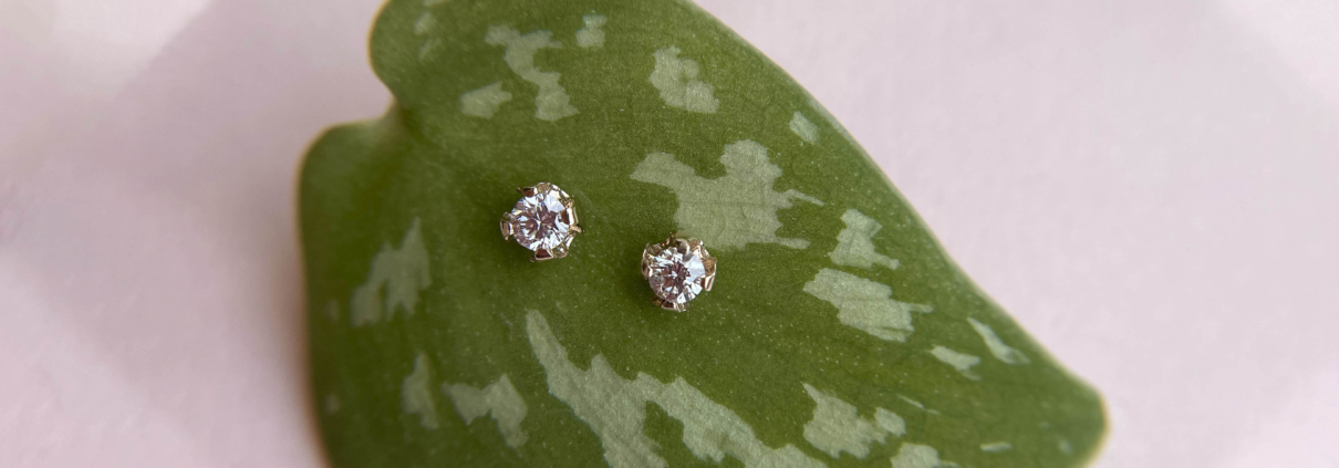 Custom Jewellery - Vitium Studs with 3mm diamonds