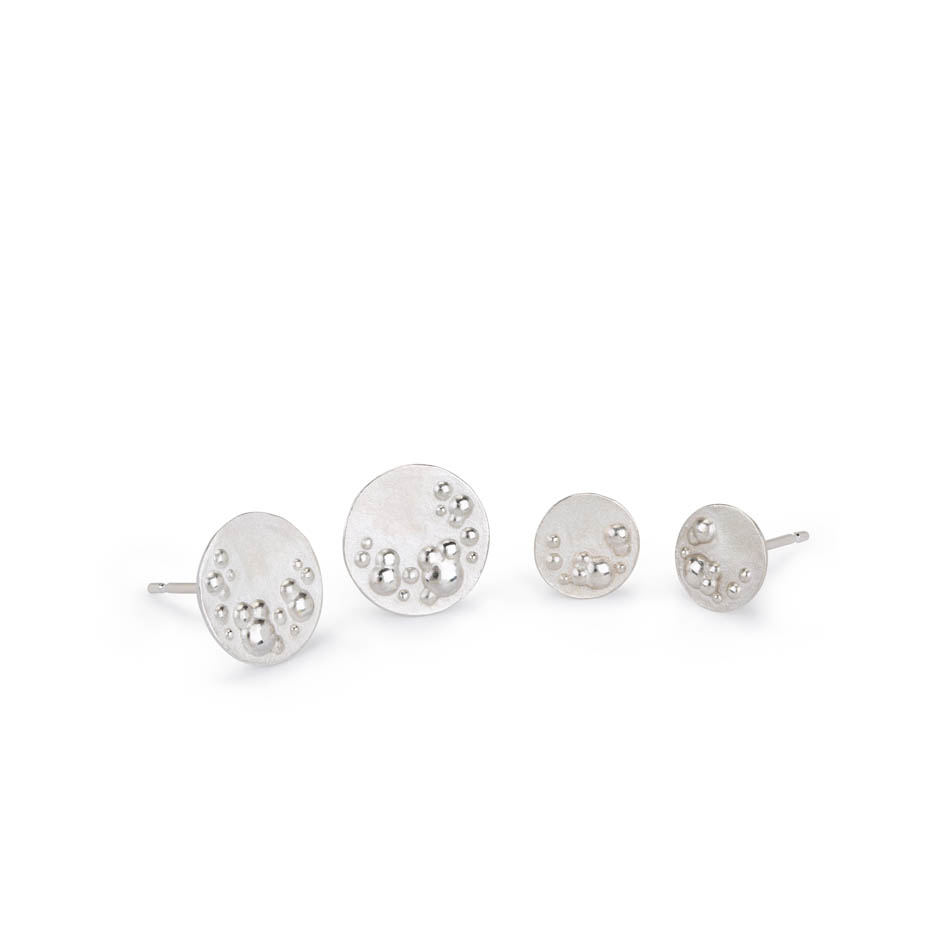 Decorio Small Stud Earrings - Image 3