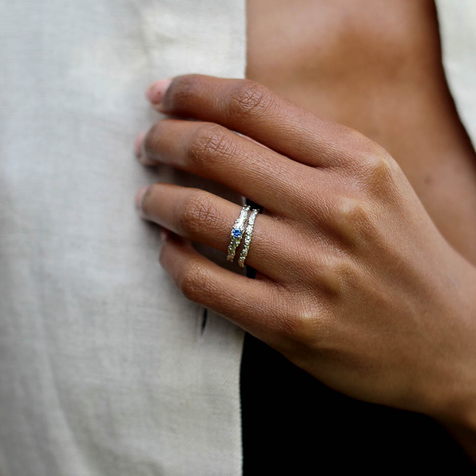 Contour band ring hotsell