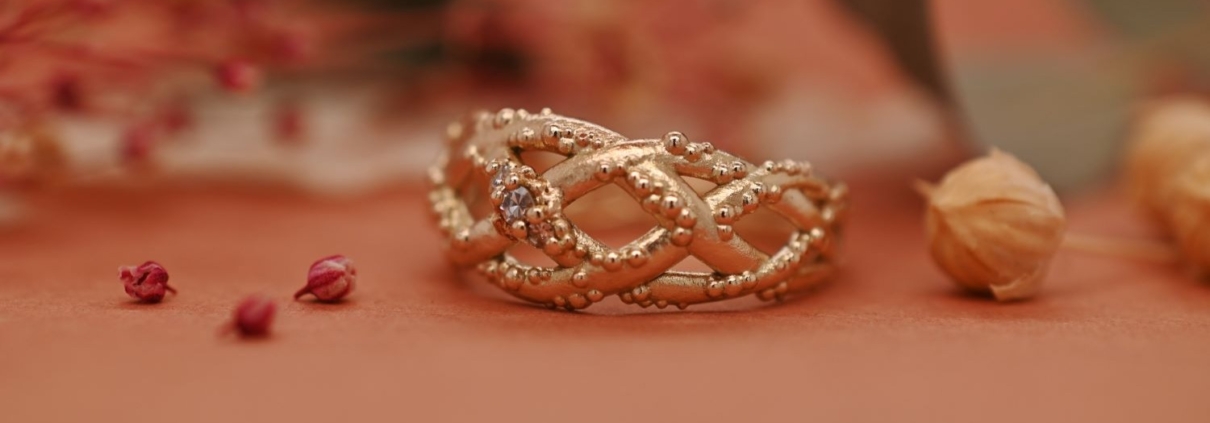 Modernise old family heirlooms - Vieo Quat bepsoke ring