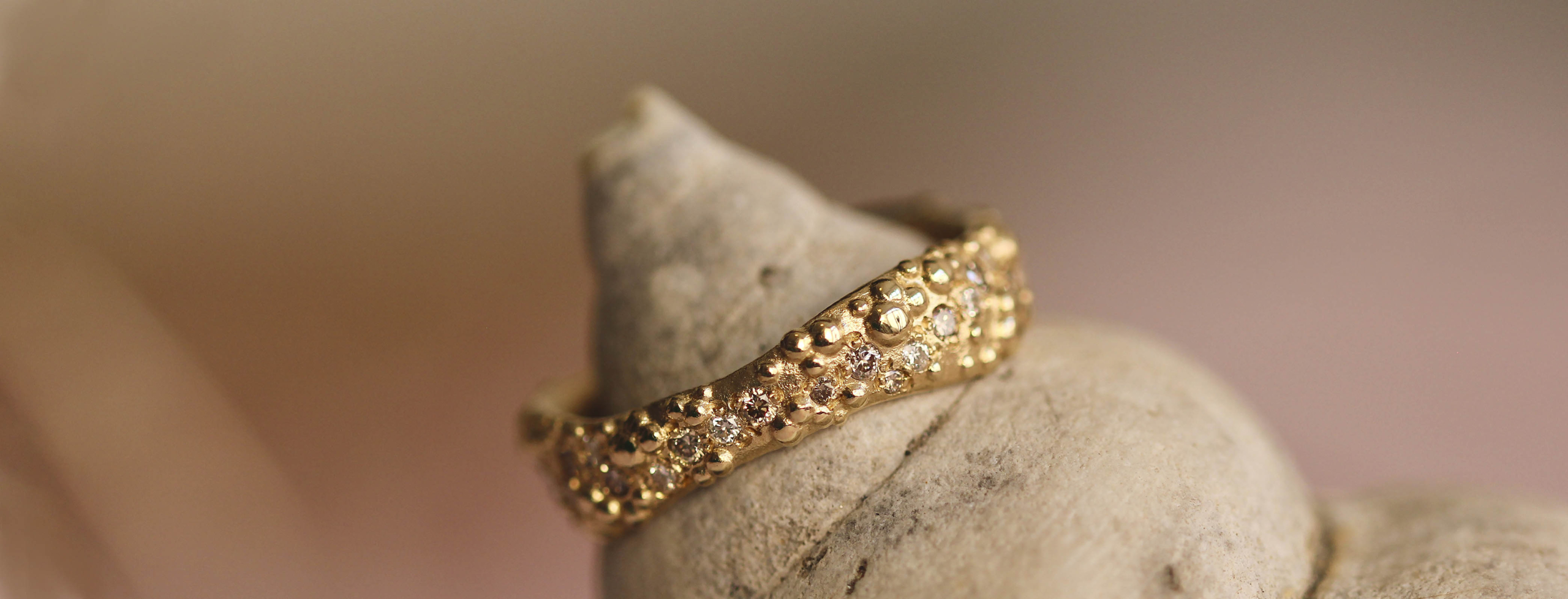 Alternative Wedding Rings - your commitment your style - Judith Peterhoff