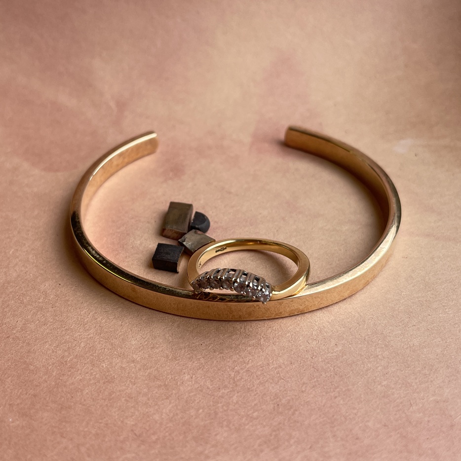 Bespoke heirloom gold bangle - gold to be melted - Judith Peterhoff